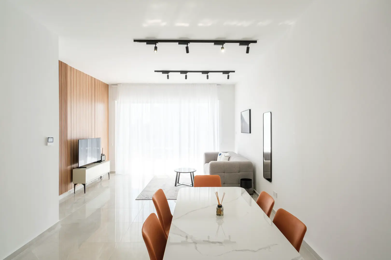 MIDAS RESIDENCE B X