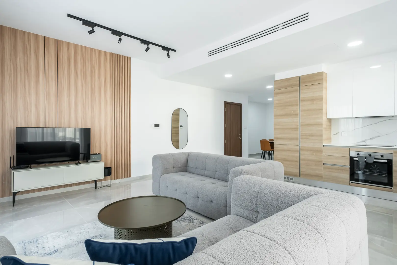 MIDAS RESIDENCE B XX – photo 3 of 38