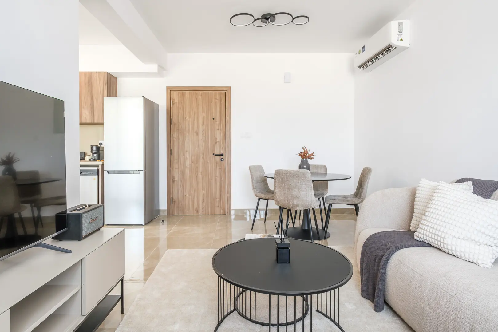 ILIOS RESIDENCE XV – photo 3 of 27