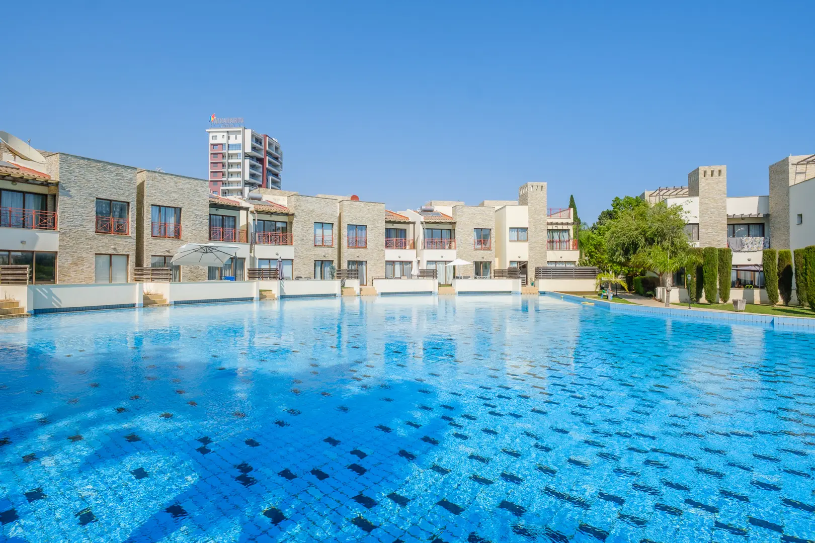 ZAVOS AQUA PARK I – photo 23 of 25