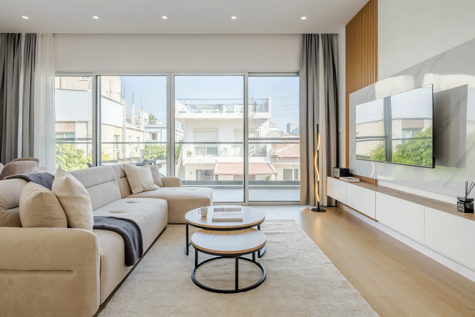 OLYMPIA COURT I