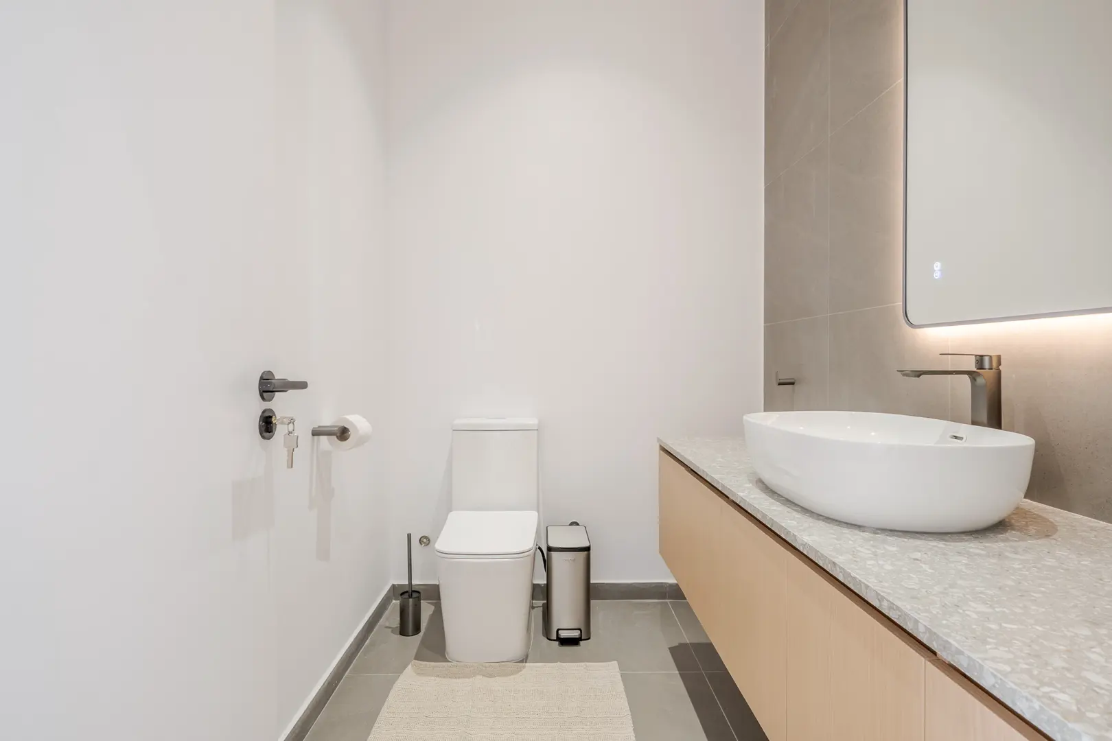 OLYMPIA COURT I – photo 21 of 27