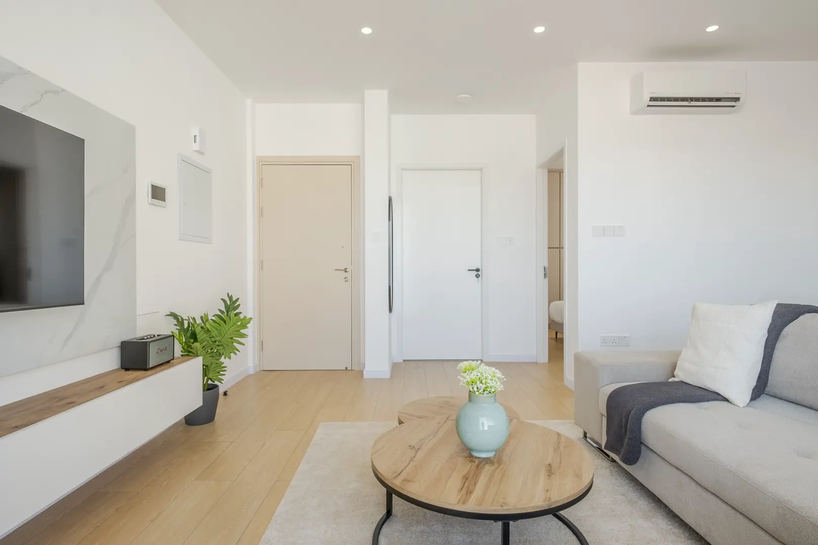 OLYMPIA COURT ΙΙ – photo 3 of 19